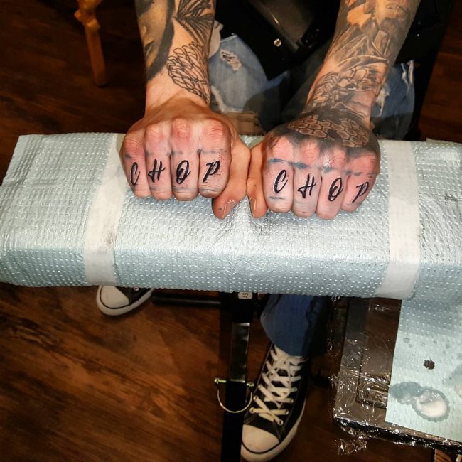 knuckle tattoos