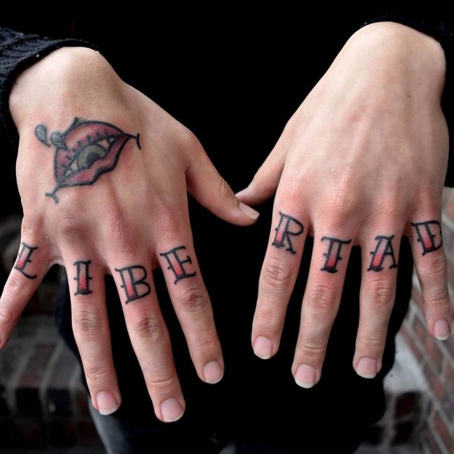 knuckle tattoos