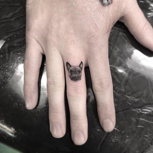 knuckle tattoos