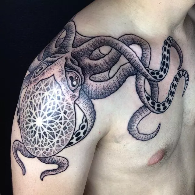 60 Epic Kraken Tattoo Bedeutung und Designs  Legend of the Sea 2018  bedeutung designs kraken   Kraken tattoo Octopus tattoo design  Tattoos with meaning