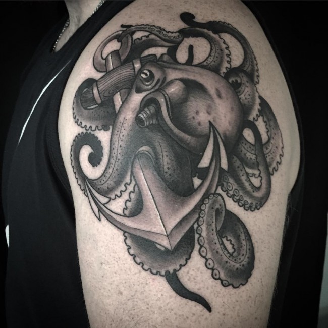 60+ Best Kraken Tattoo Meaning and Designs - Legend of The Sea (2019)