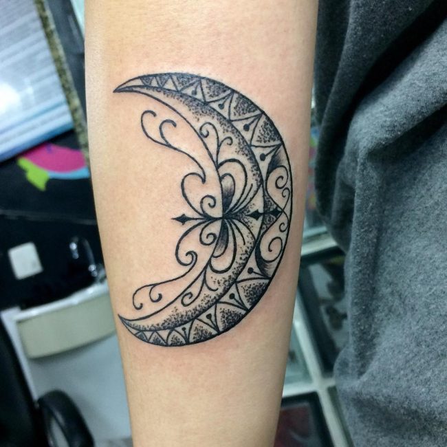 moon-tattoo