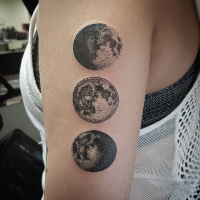 moon-tattoo