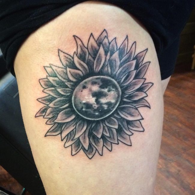 moon-tattoo