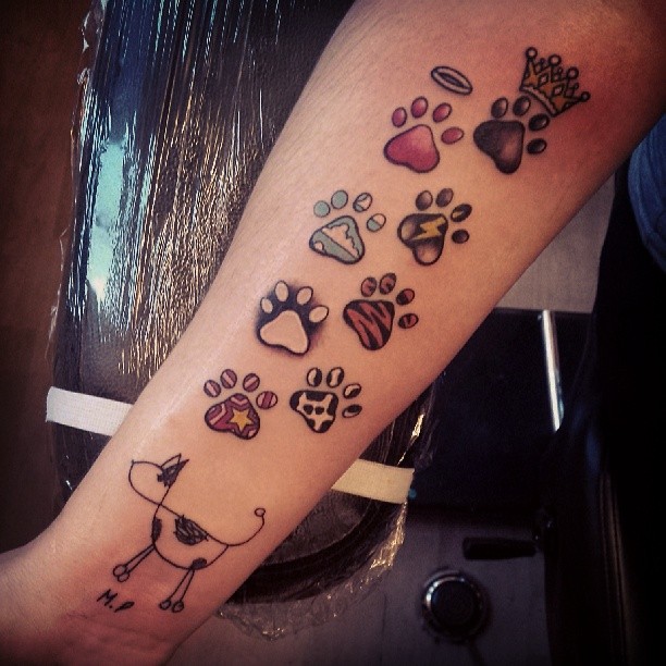 paw print tattoos