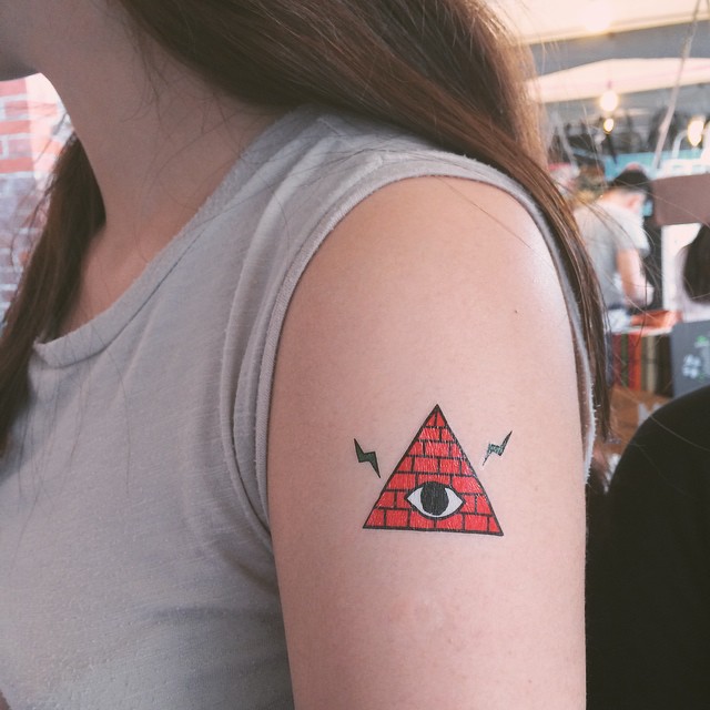 Minimalistic Triangle Abstract Shapes Tattoo Design – Tattoos Wizard Designs