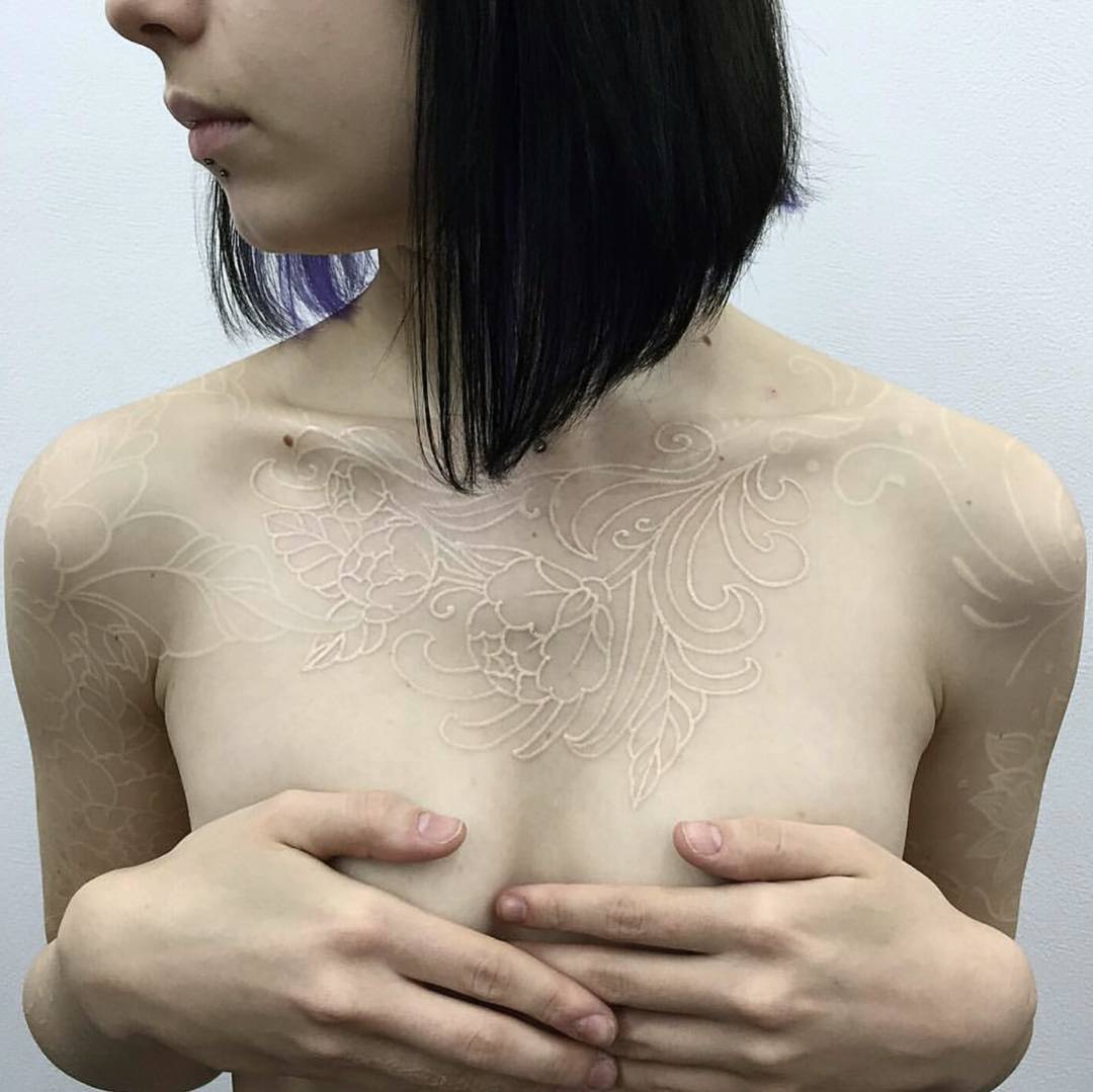 что означают волосы на груди у женщин (120) фото