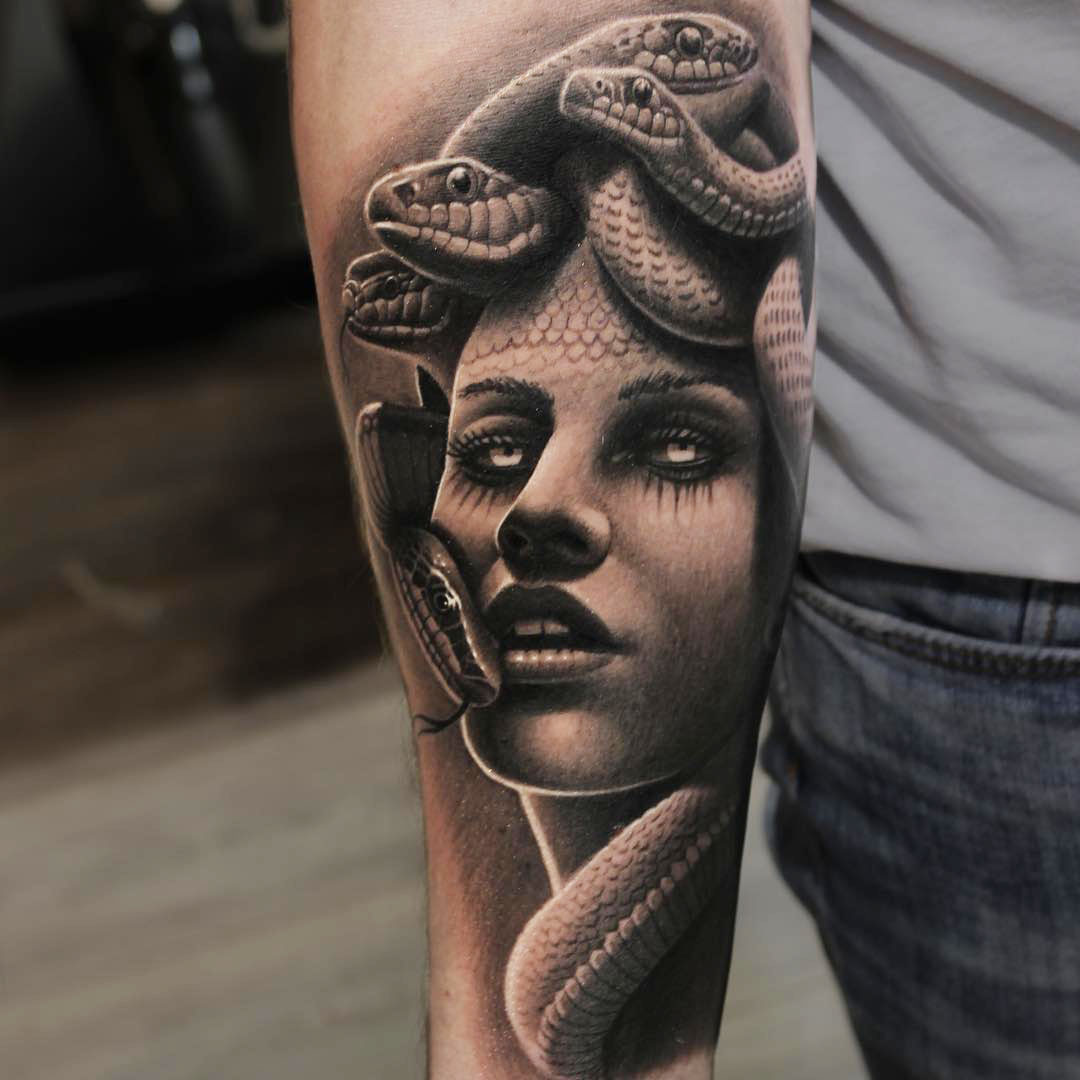 105+ Bewitching Medusa Tattoo Designs & Meaning