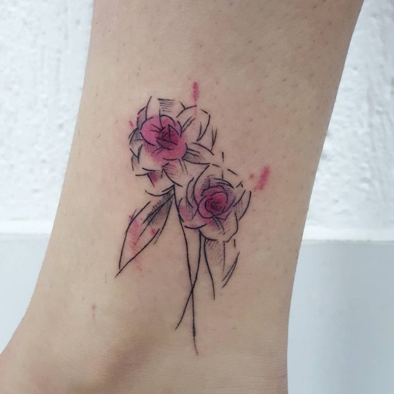 90+ Charming Feminine Tattoo Designs – Dainty, Fun and Ladylike