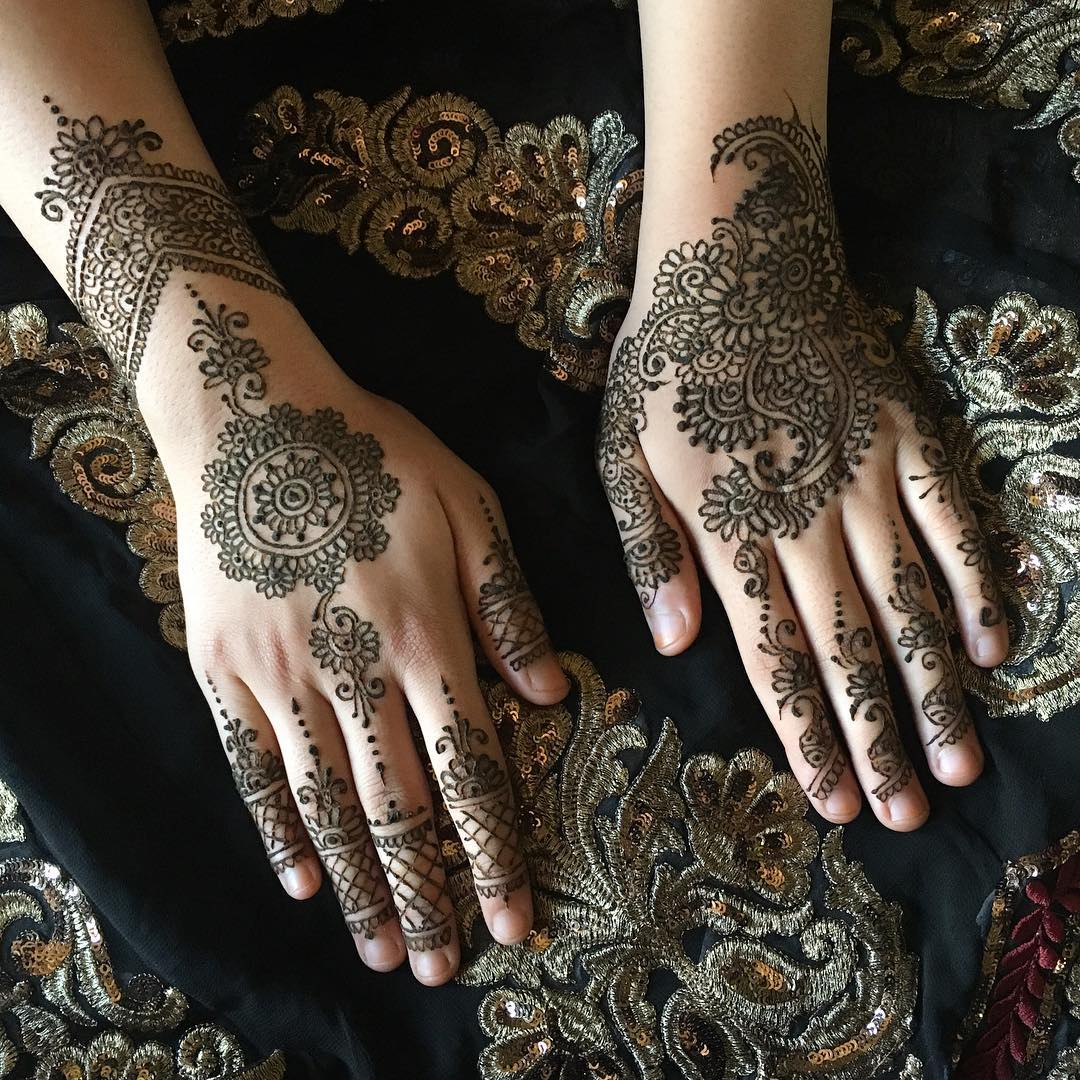 65 Festive Mehndi Designs – Celebrate Life and Love With Henna Tattoos