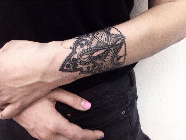 lace tattoo46