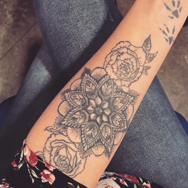 Arm Tattoos For Women_