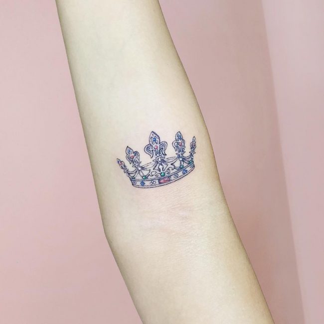 crown tattoo41