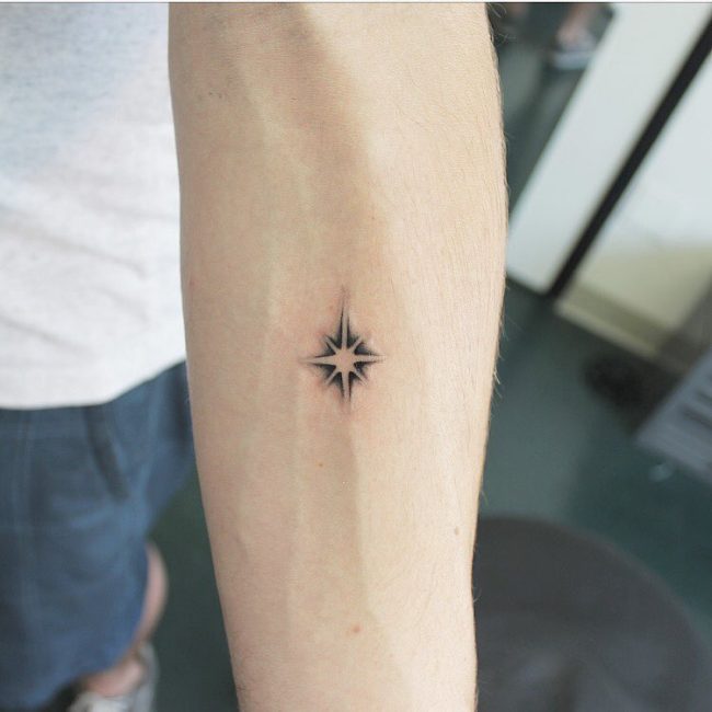 minimalist tattoo31