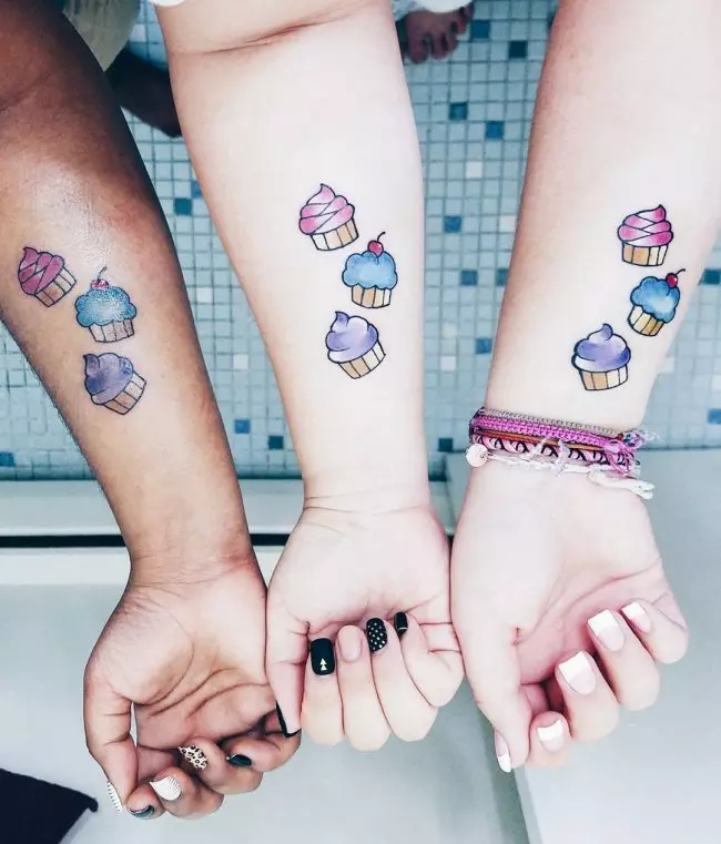 60 Eloquent Sibling Tattoo Ideas- Show Your Special Connection
