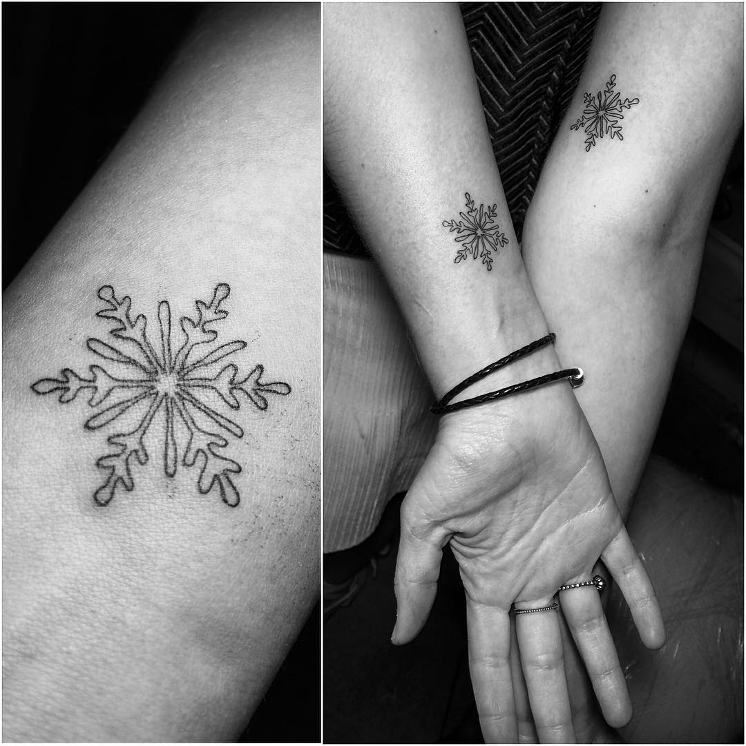 75+ Cute Snowflake Tattoo Ideas – Express Yourself With Icy Little Marvels