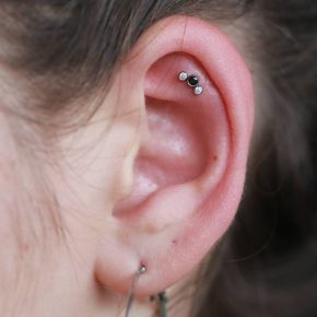 60 Trendy Types of Ear Piercings and Combinations – Choose Your Look!