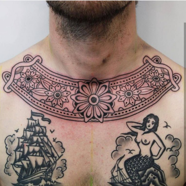 Collarbone Tattoo 94