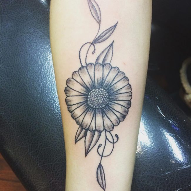 Daisy Flower Tattoo