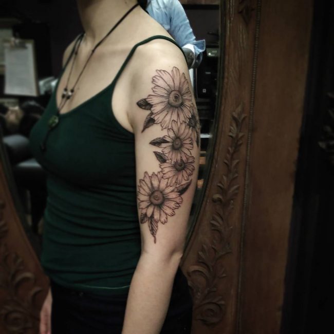 Daisy Flower Tattoo