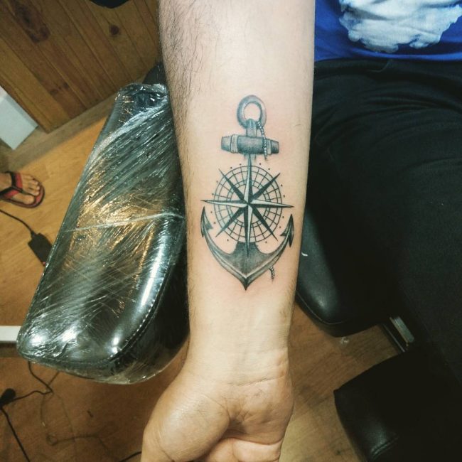 Rose and Compass Tattoo_