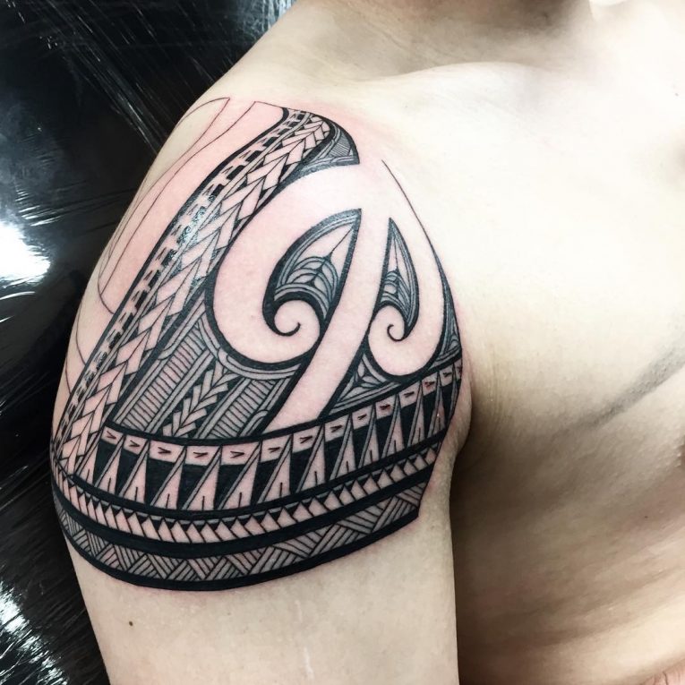 Shoulder Tattoo 84