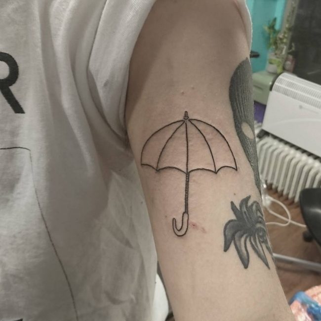 Simple Tattoo