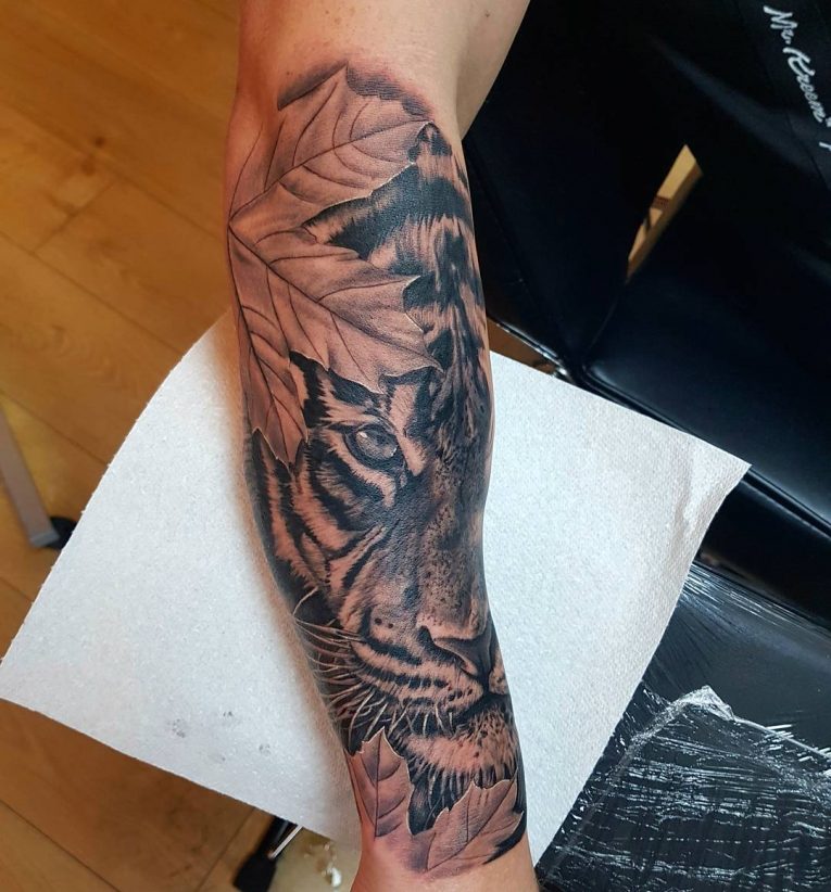Tiger Tattoo 112