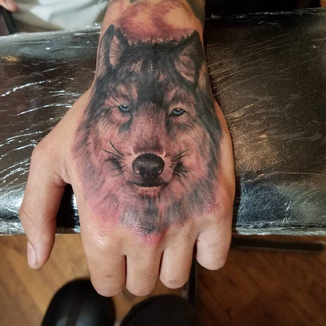 Wolf Tattoo