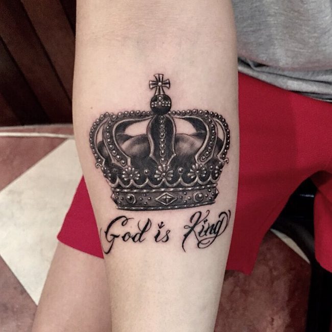 Crown Tattoo 62