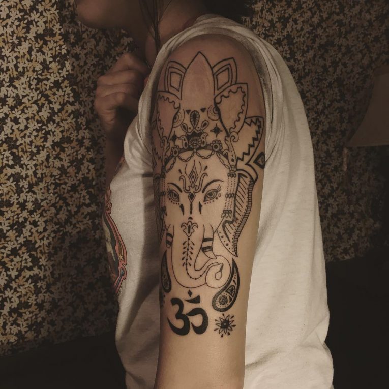 Feminine Tattoo 87