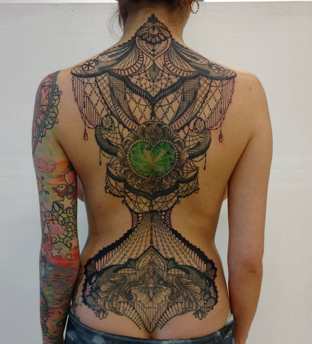 Choosing Your Lace Tattoo.