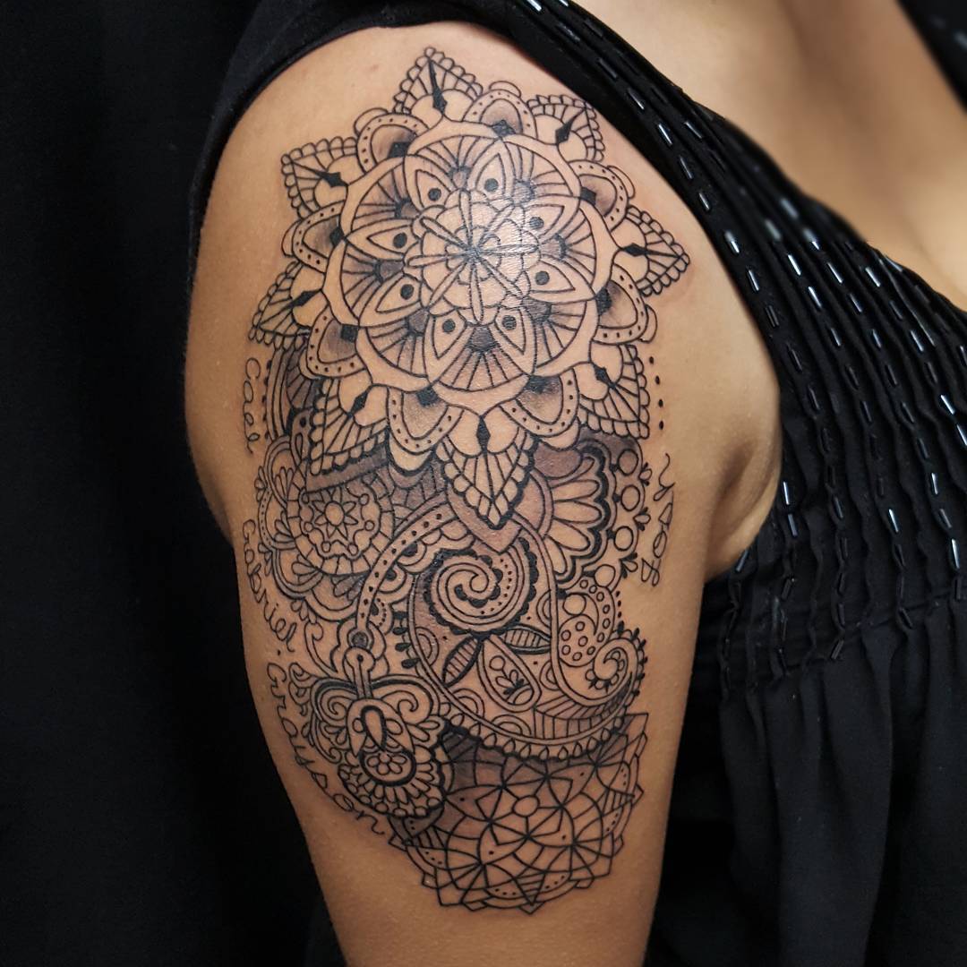 55+ Traditional Paisley Tattoo Designs - Tenderness, Beauty & Originality