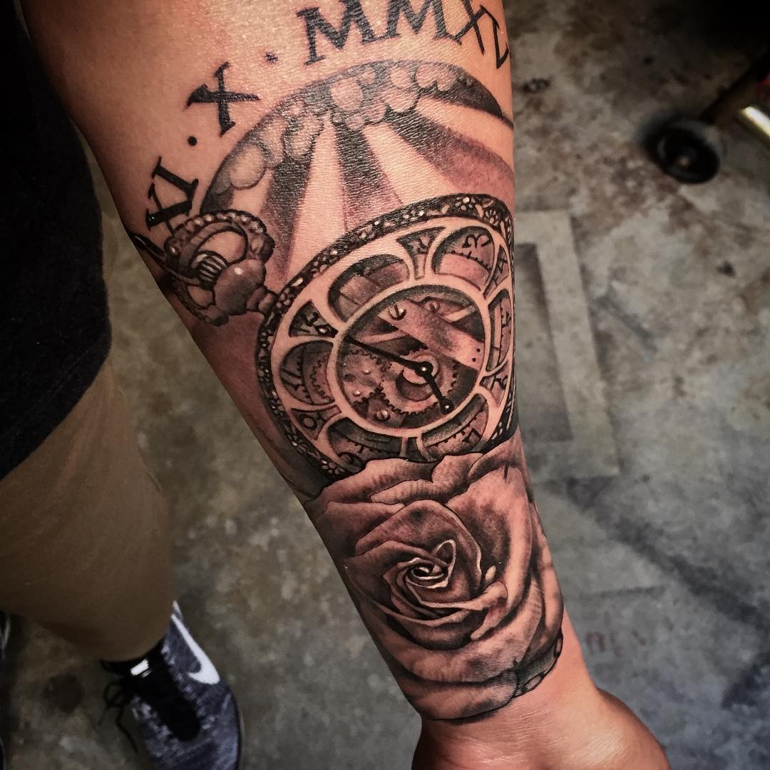 125+ Timeless Pocket Watch Tattoo Ideas - A Classic and Fashionable Totem