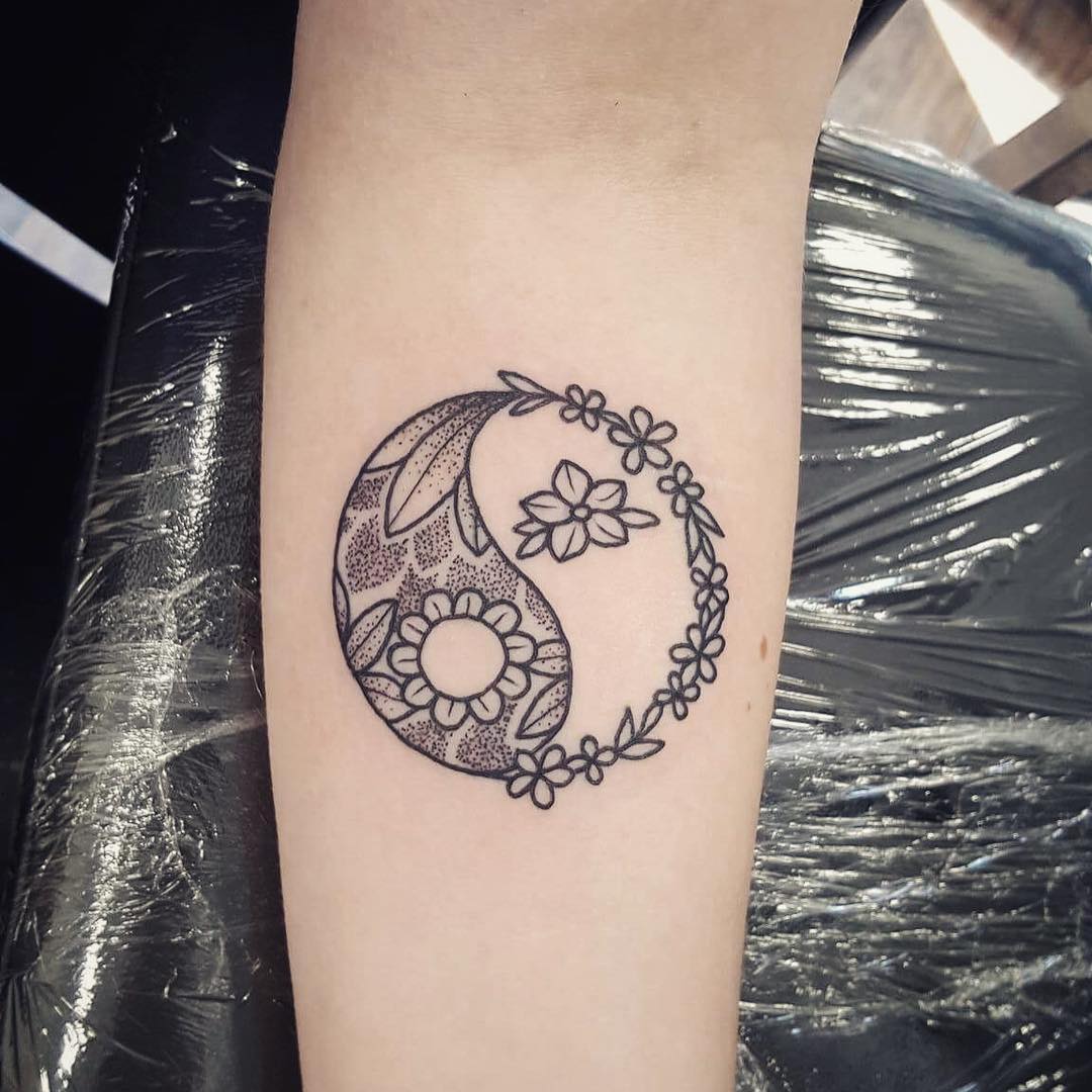 115+ Best Yin Yang Tattoo Designs & Meanings - Chose Yours (2019)