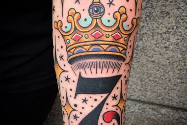 55 Best King And Queen Crown Tattoo – Designs & Meanings (2020)