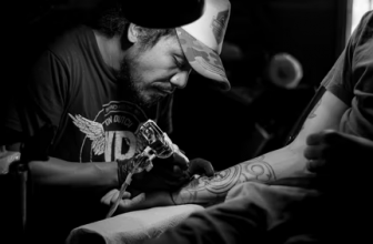 Want To Become A Professional Tattoo Artist? Here’s A Useful Guide