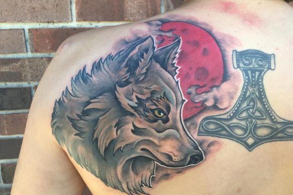 95+ Awesome Tribal Lone Wolf Tattoo Designs & Meanings (2019)